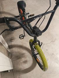 Bmx verde della Decathlon 