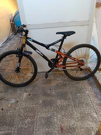 bici Mountain bike 26 doppio ammortizzatore