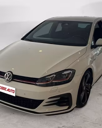 Volkswagen Golf GT 2.0 TSI GTI Performance BMT