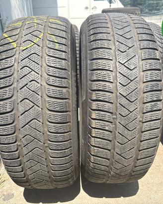 gomme usate 2255518 Winter PIRELLI - SOTTOZERO 3 -