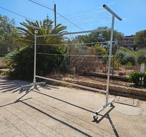 Stendibiancheria grande con ruote giardino veranda