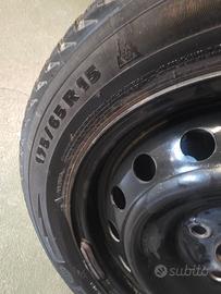 Gomme invernali /cerchi  ferro 175/65 R15 /catene
