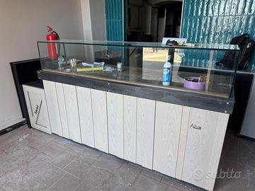 Bancome con vetrina in vetro - Lerici