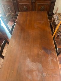 Tavolo da pranzo antico in legno