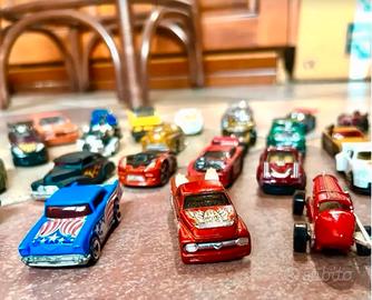 Lotto 28 Hot Wheels Diecast Vintage in buono stato