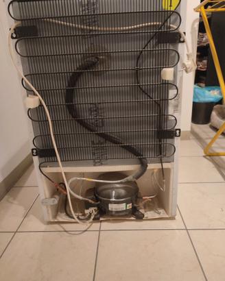 Freezer a 3 cassetti INDESIT