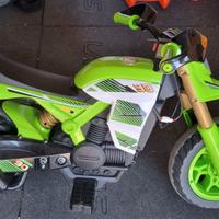 Moto giocattolo elettrica per bambini