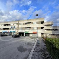 Negozio Isernia [Z3 BRGGPP H3ACG]