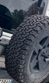 N5 cerchi e gomme BF Goodrich jeep wrangler