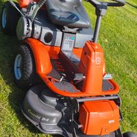 trattorino rider husquarna R214