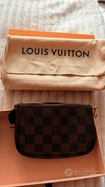 Pochette louis vuitton