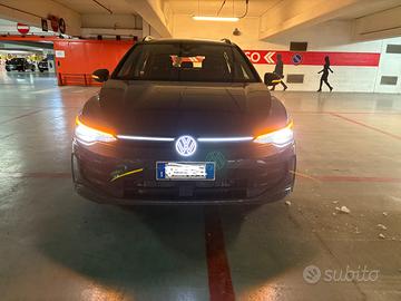VW Golf Variant 1.5 eTSI Life IQ.Light Garanzia 28