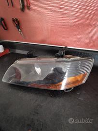Faro Mitsubishi Lancer Evo 7 8 9 ix lato Sx