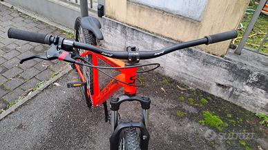 Mtb assetto wheelie bike 29 pollici Taglia M