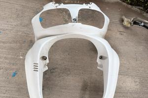 Carena suzuki burgman 650 bianca