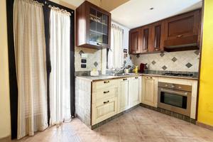 3 LOCALI A MARANO DI NAPOLI