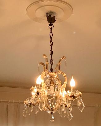 LAMPADARIO REGINA MARGHERITA IN VETRO DI MURANO