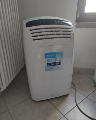 Condizionatore portatile Olimpia Splendid 12 a+