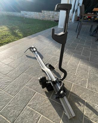 Porta bicicletta THULE singolo da tetto