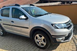 Dacia Sandero Stepway (2013)