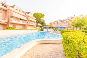 2 camere/piscina/piazza Brescia/18.04-30.05