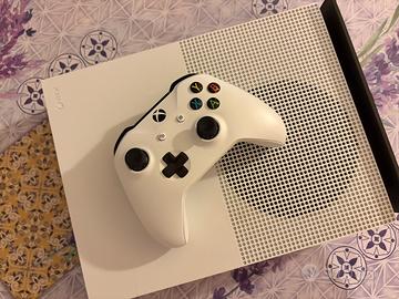 Console Xbox One S,1tb completa di cavi e scatola