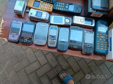 Telefonia cellulari vari anni 90/2000