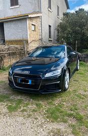 Audi TT mk3 sline 2.0 tdi 184cv