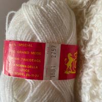 Lana circa 200g colore bianco