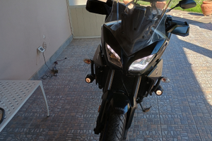 Moto yamaha 900