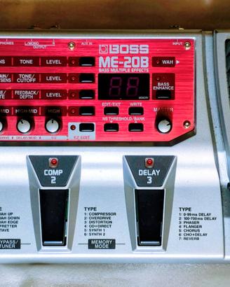 pedaliera per basso Boss ME-20