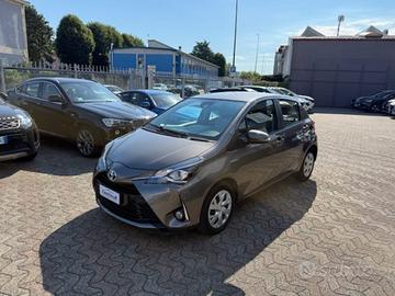 TOYOTA Yaris 1.5 Hybrid 5 porte Business