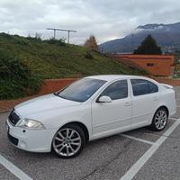Skoda Octavia RS 2.0 TDI 170 CV DSG