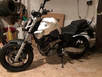 Yamaha mt 03