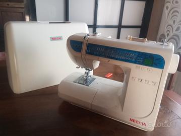 Macchina da Cucire Necchi 5300