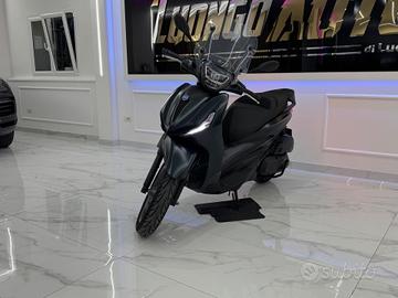 Piaggio Beverly 400 S