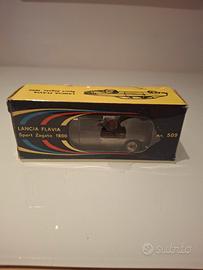 Modellino LANCIA FLAVIA SPORT Zagato 1800 scala 1: