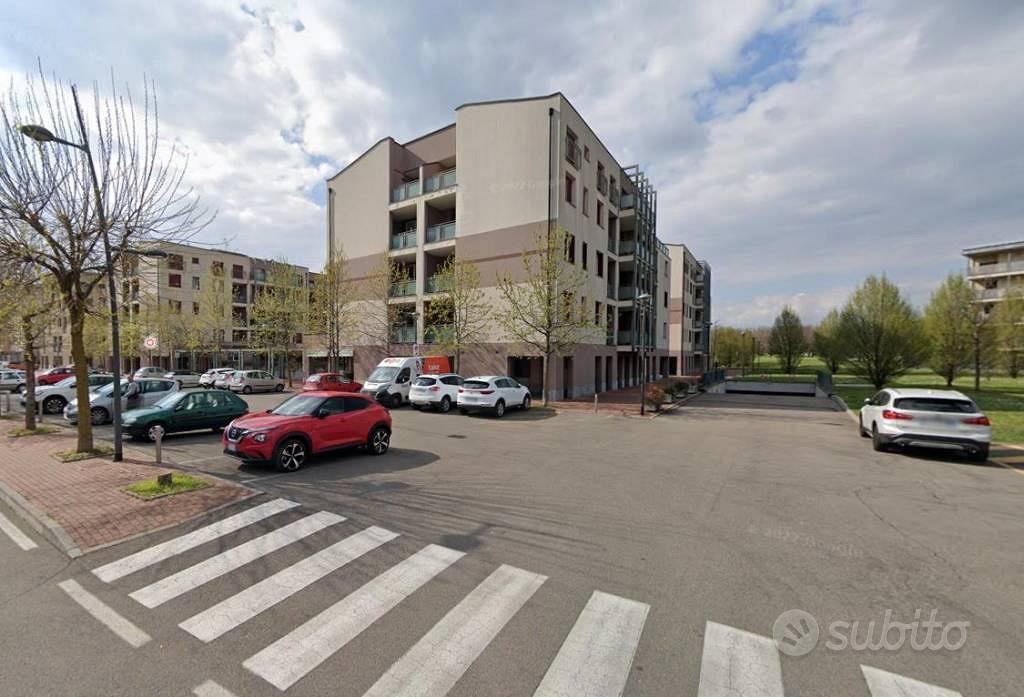 Immobile in asta di 122 m² con 1 locale e box auto - Vista 2