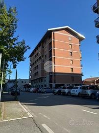 4 LOCALI A SETTIMO TORINESE