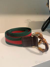 Cintura firmata Gucci in iconico tessuto