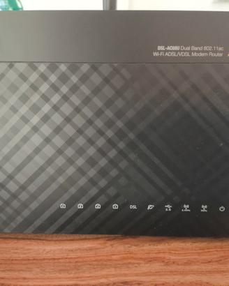 Router Asus AC68U