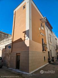 Via Cairoli , Terracielo con Tavernetta