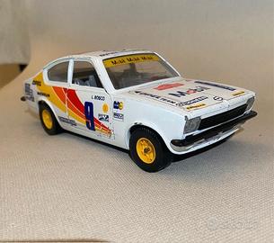 OPEL Kadett coupe rally - Bburago 0119- 1:24