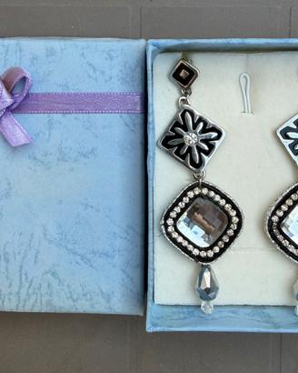 Orecchini Artigianali Soutache nero e argento