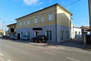 Immobile in asta di 304 m² con più di 5 locali a P