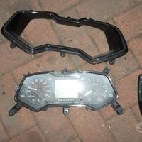 Metropolis 400 : km faro antirollio devio cerchio