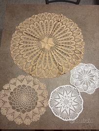 Set 4 centrini fatti a mano