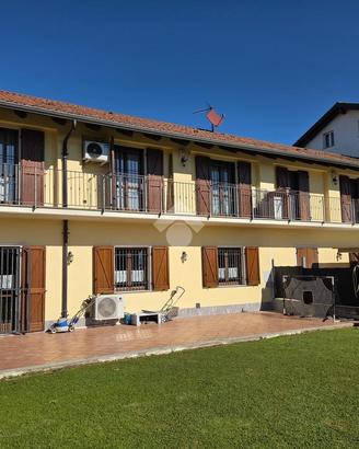 CASA SEMINDIPENDENTE A POIRINO