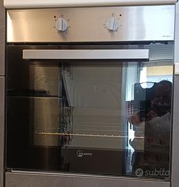 Titolo: Forno da incasso  inox e vetro nero