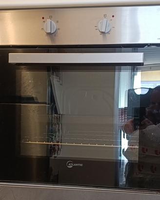Titolo: Forno da incasso  inox e vetro nero
